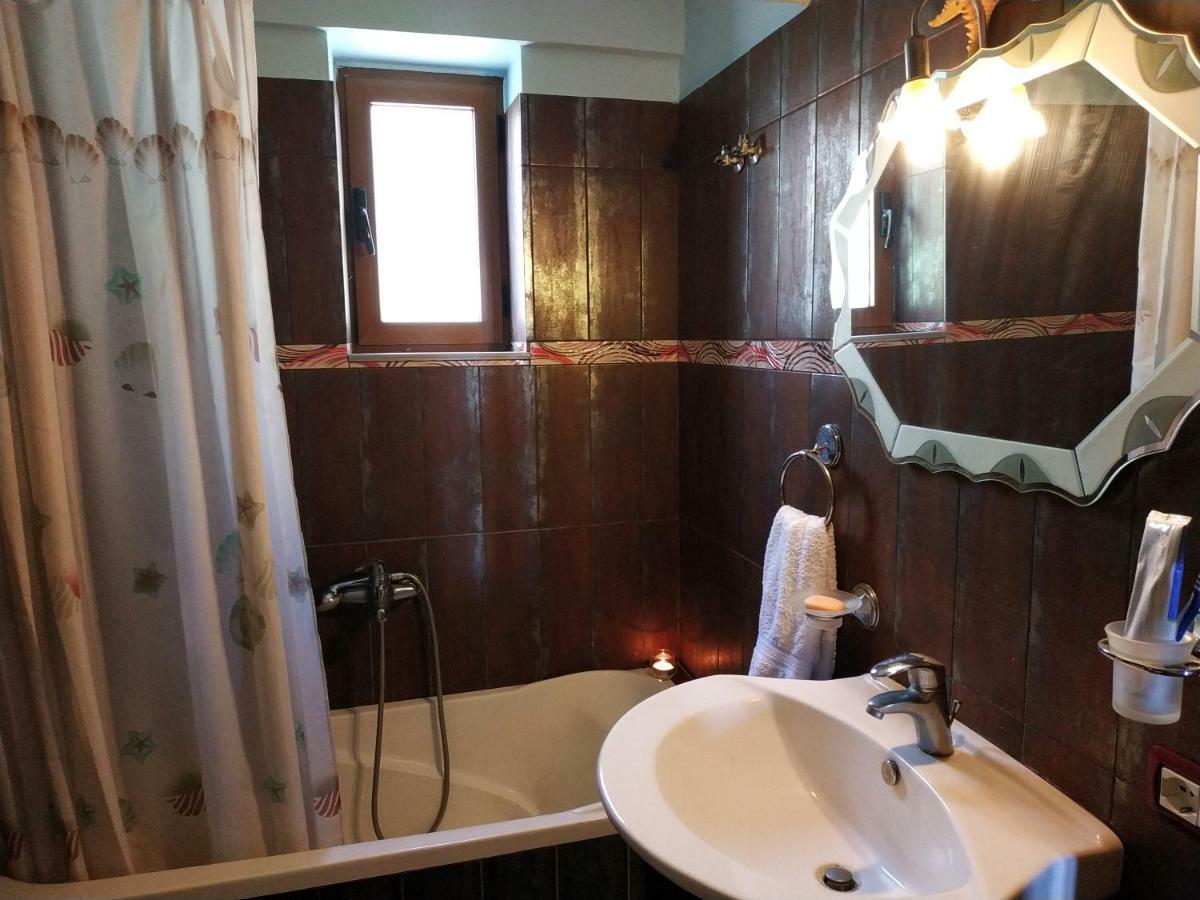 Q Bay Apartments ケパロ エクステリア 写真